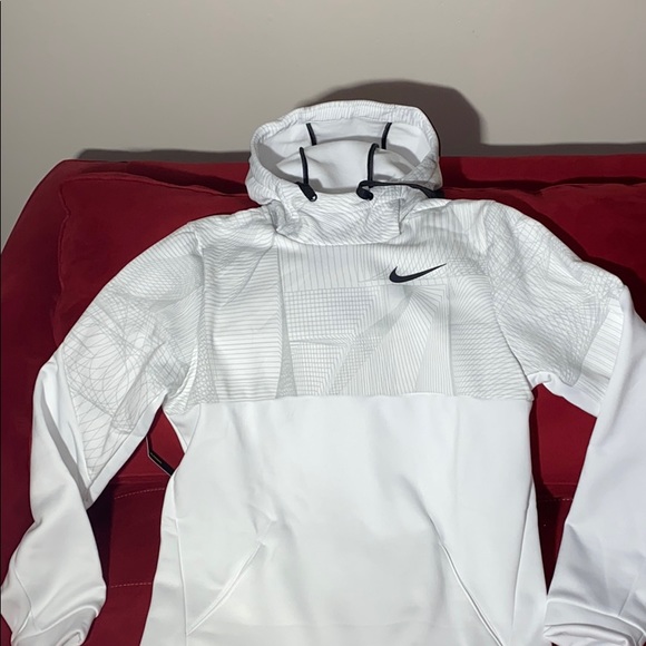 Mens Nike Therma Fit Hoody - Picture 2 of 10